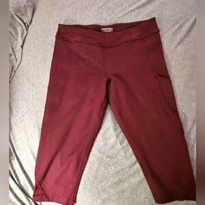 Patagonia Maroon Performance Cropped Leggings Size L